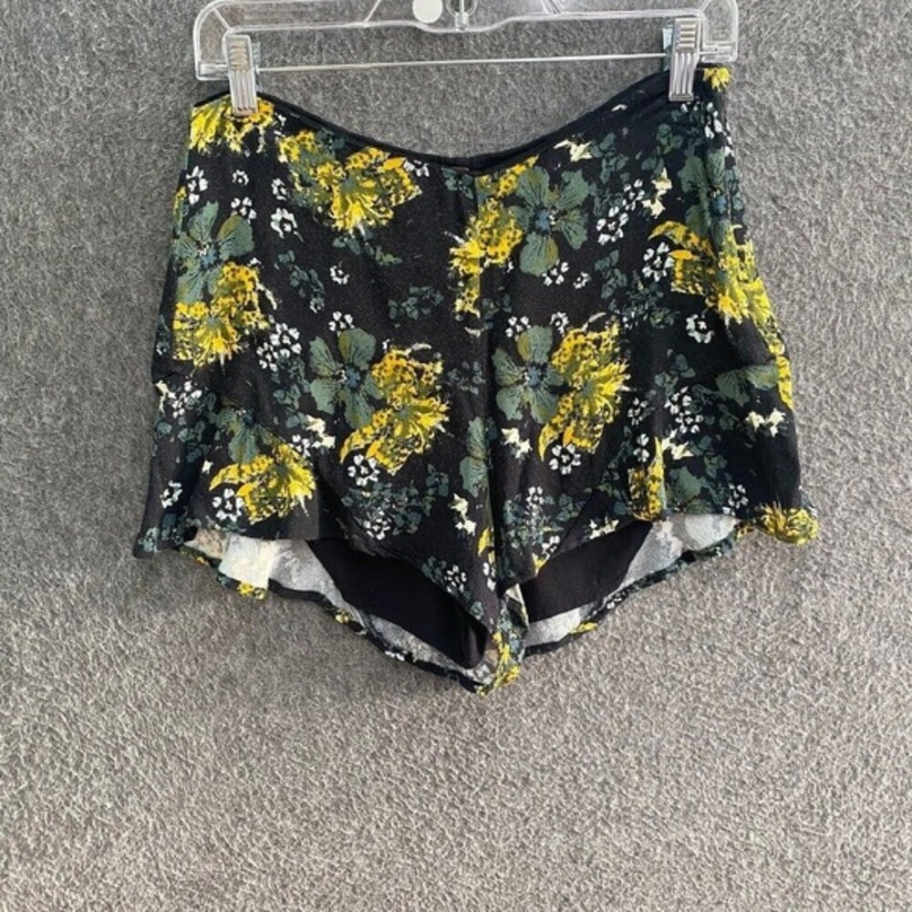 Free People Fiona Floral Print Shorts Ruffle Hem Black‎ Yellow Green Size 6